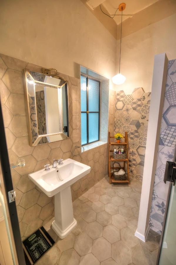 Charming & Traditional Flat In City Center Esch1-2 瓦莱塔 外观 照片